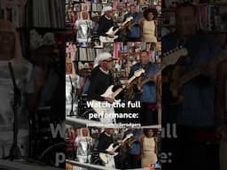 Aww.. FREAK OUT!! #TinyDesk "Le Freak", Nile Rodgers & CHIC