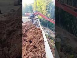 Excavator Operator Cheats Death in Massive Landslide!