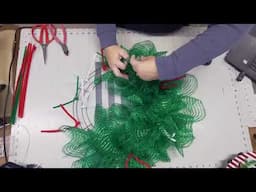 How to Make a Feliz Navidad Candy Cane Wreath Making Tutorial