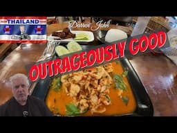 I Tried Panang Curry in Thailand For The First Time