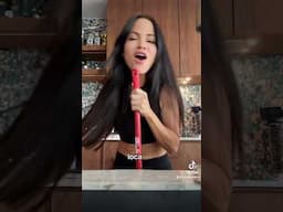 #TuLoca de @NattiNatasha La Canción Ideal de Aquellas Que Aman Con Intensidad y Son Tóxicas…