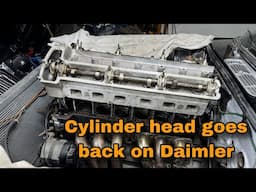 Cylinder head goes back on the Daimler Coupe