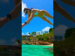 Girls just have Fun🍹awesome beach cliff jumping asmr #beach #thrill #shorts