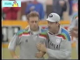 1992 World Cup - What a seed! An absolute peach from Danny Morrison to dismiss Andy Waller NZ vs ZIM