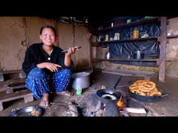 Rita cooks round bread || Life in rural Nepal || @Ritarojan