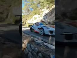 Três lindos Porsches nesse vídeo. E você vai ficar com dó do último. 😔😔😔