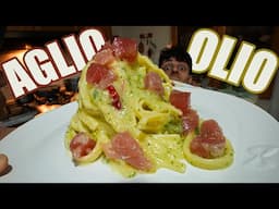 How to Make Creamy AGLIO E OLIO Southern Italy Style! 🇮🇹