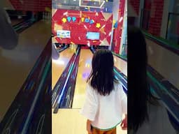 KEREN BANGET!! LEIKA MAIN BOWLING BISA GAK YAH?? 😍😍 #leika #shorts