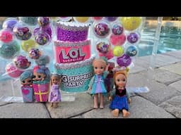 Snowflake's Birthday ! Elsa & Anna toddlers - LOL surprise party - Barbie dolls