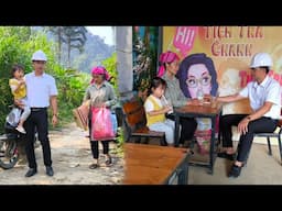 Sunday the man took his mother and daughter out for coffee and then bought some groceries for them