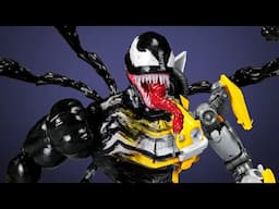 Help! Bumblebee is Being Devoured! Venom + Transformer = Transvenom? 🐝🖤🤖