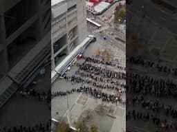 Time-lapse of fans lining up for Taylor Swift’s concert in Toronto - #shorts