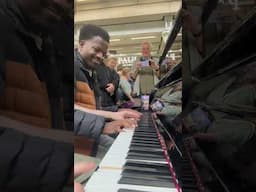 Crowd Forms Around Piano Duo At London St Pancras Train Station!