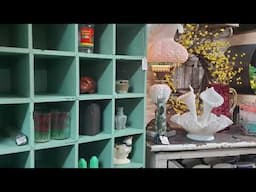 Home Decor Shop Tour | Cottage Vintage Booth Decorating and Display Ideas