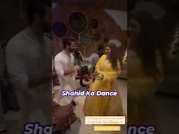 Shahid Kapoor twining with wife Mira Rajput at a wedding, Dance With Bride On Gandi Baat Song