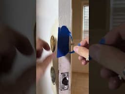 Super Easy Door Painting Hack 🎨🖌️