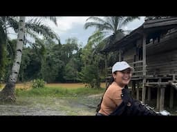 Kampung dayak ditepian sungai landak