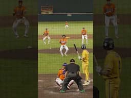 We had Jarren Purify mic’d up for the iconic 3-2-2 dance last week against @TheSavannahBananas!