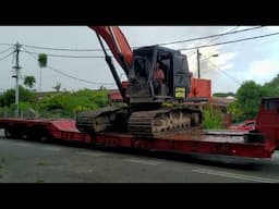 EXCAVATOR LONG ARM UH083 NAIK ATAS LOADER