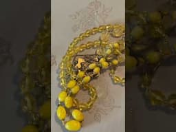 #vintagejewerly #glassbeads