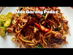 Mee Goreng Pedas (Spicy Stir-Fried Noodles) | Su's Cookbook