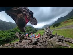 Jurassic Valley Tour, Kualoa Ranch, Oahu Hawaii. 10-2824.