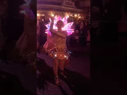 Disneyland Paris, Shine A Light! Enchanted Christmas parade!