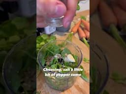 Zero-Waste Veggie Pesto: Transform Your Scraps! 🌎💚