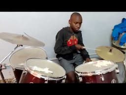 HOW TO TRAIN YOUNG BOYS#TEENS TO PLAY MUSIC ON PIANO#ZULU INSTRUMENTAL#AS BEGINNERS.