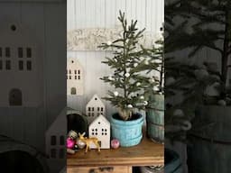 Vintage holiday decor. #christmasdiy #diydecor