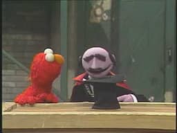 Classic Sesame Street - Elmo And Mumford's Magic Practice