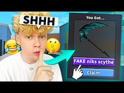 I TRICKED EVERYONE With FAKE RAREST KNIFE in MM2.. 😱 (Murder Mystery 2)