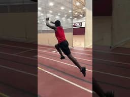 Sophomore Xavier Owens Surprises With 55'5" 6-Bound