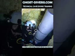 BREATHING FROM THE STAGE IN A RESTRICTION #ghostdiversvideos  #sidemountdiving #cavediving