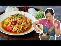 Thai Chef Makes Green Papaya Salad (som tum pla ra)