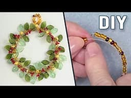 How to make a Christmas decoration with beads | DIY Christmas Holly Wreath