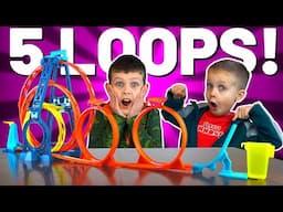 Hot Wheels Track Builder Unlimited Triple Loop Kit - 5 Loop Challenge