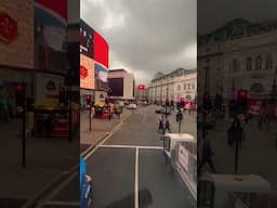 London Piccadilly Circus 🇬🇧 #shorts #london #beautiful #travel #shortvideo