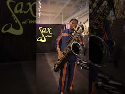 James Carter plays the Sakkusu Bass in SAX London. This man operates on another level!  #saxophone