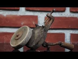 Antique Hand Crank Grinder Restoration