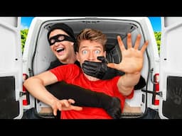 Escape A Kidnapper, Win $10,000! How To Survive vs 100 Kidnappers & Extreme Mystery Traps