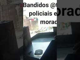 Criminoso atira em polícia e acerta morador.