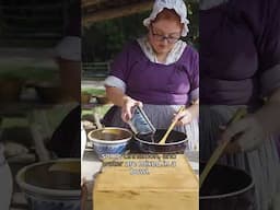 Watch one way that fried catfish and sweet hoecakes were made in the 18th century.