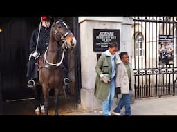 IGNORANT TOURIST GOT TOLD OFF BY THE GUNNER TO GET OUT OF THE BOX