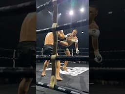 ✅🔥 Kickboxing Knockout 🔥🚨 Back Kick 🥋🥊 #kickboxing #knockout #muaythai #kickboxer