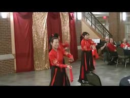 Classical Chinese Fan Dance at MotivAsians Event