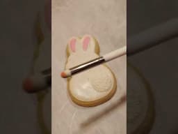 Watch me decorate a chubby bunny cookie! #shorts