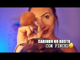 ASMR PARA RELAXAR - PASSANDO O PINCEL NO SEU ROSTO DELICADAMENTE