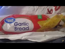 Great Value Garlic Bread #walmart #greatvalue #garlicbread #garlic #bread