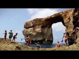 MALTA CLIFF DIVING 2011